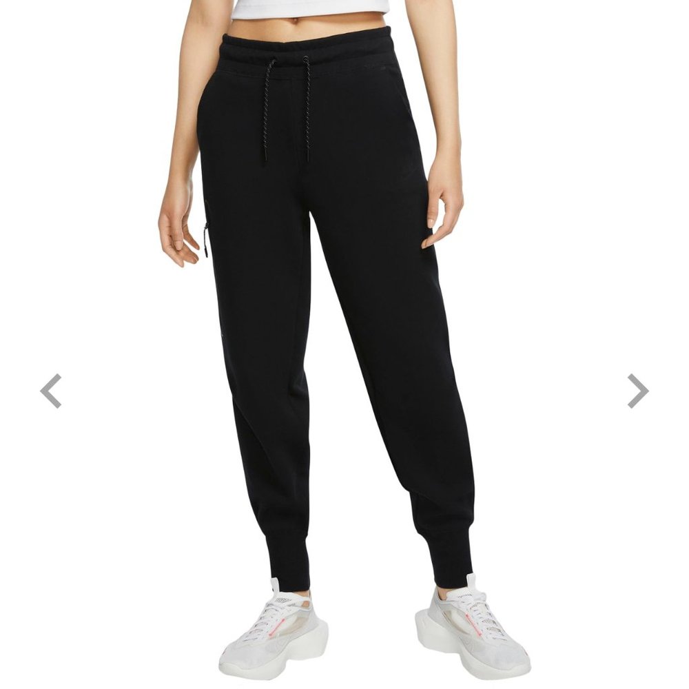 Nike Sportswear Tech Fleece Black Joggers